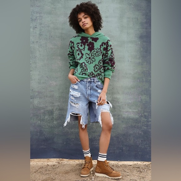 We The Free Big Sur Coast Boyfriend Shorts Denim Destroyed size 25 Free People - Picture 3 of 9